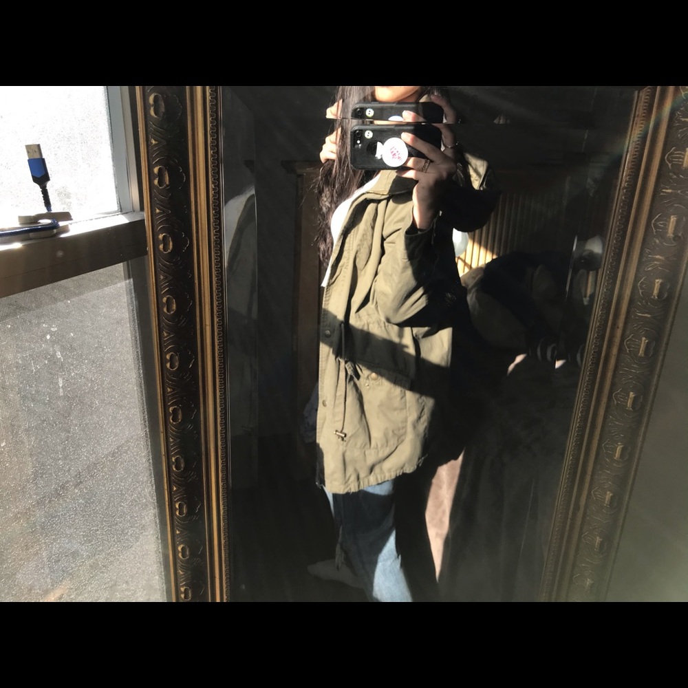 Basic Green Jacket - image 5